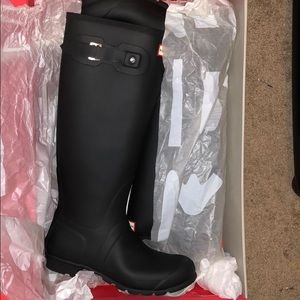 Hunter rain boots *brand new*